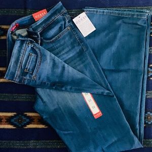 LYLLAH BOOTCUT JEAN